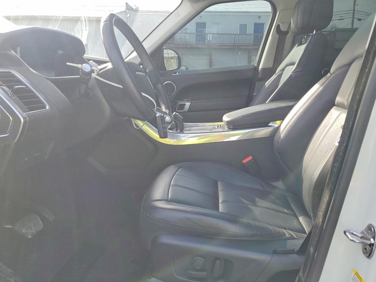 2020 Land Rover Range Rover Sport se