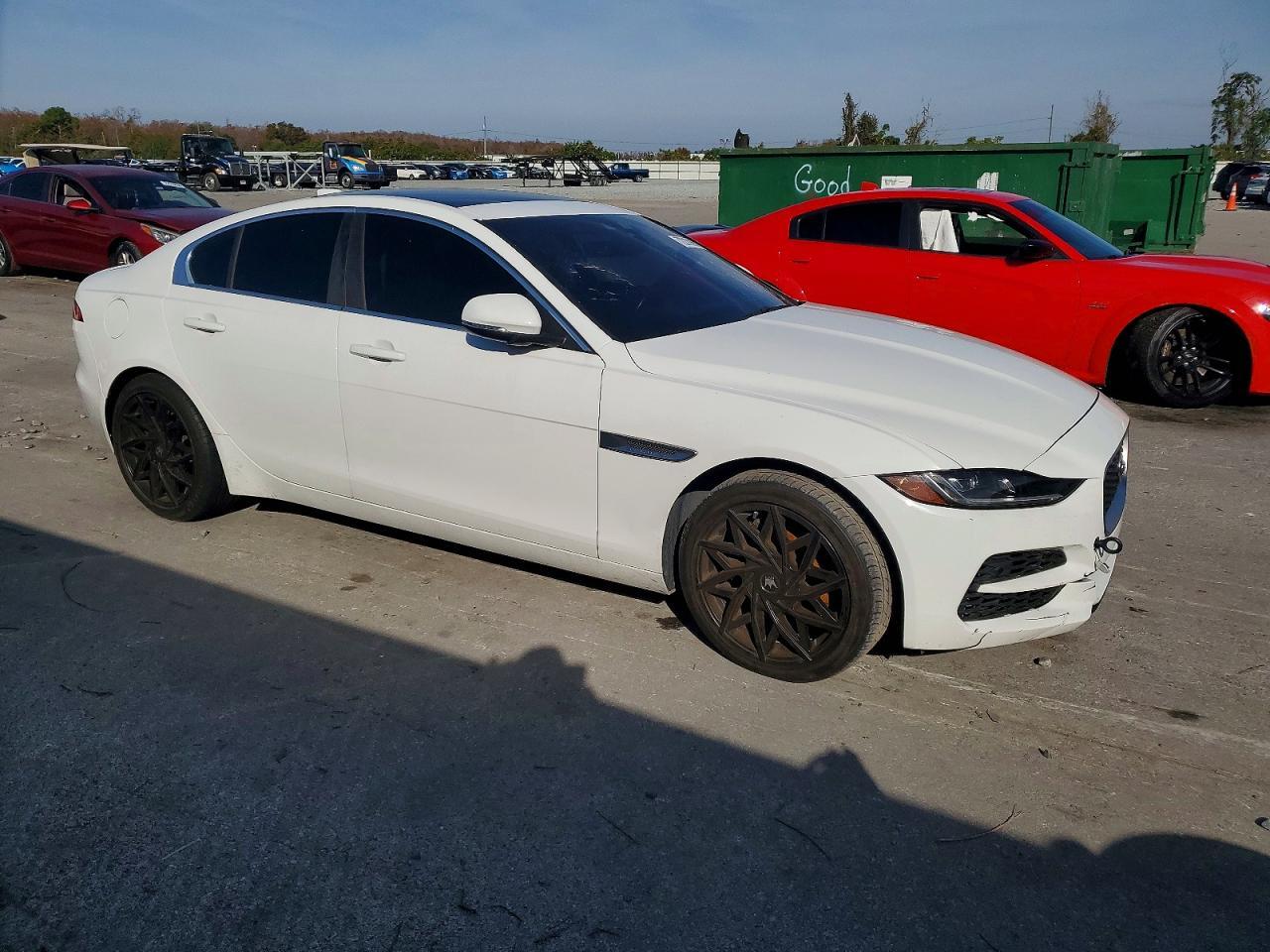 2020 Jaguar Xe s