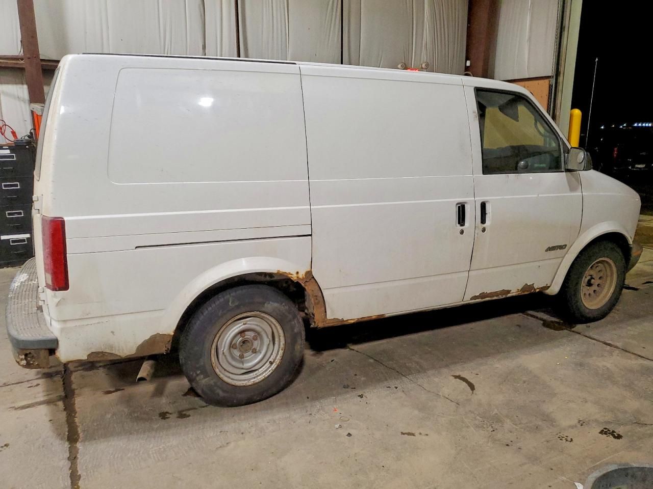 2002 Chevrolet Astro