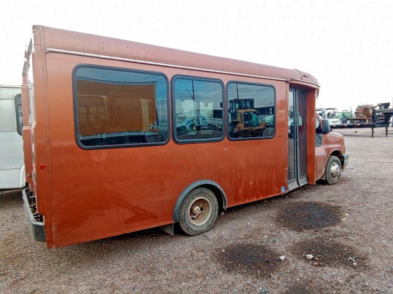 2020 Chevrolet Express G4500 Shuttle Bus