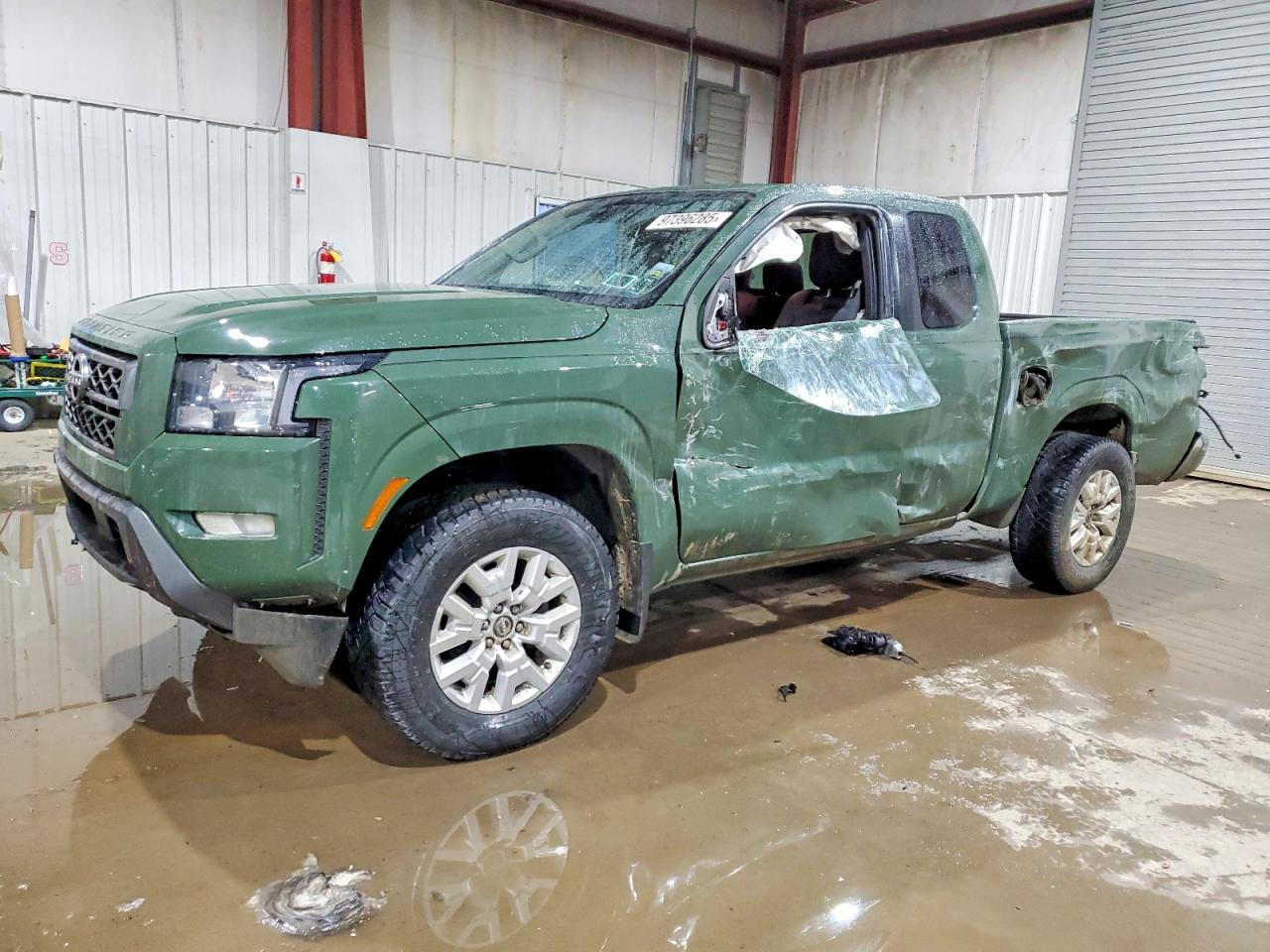 2023 Nissan Frontier SV