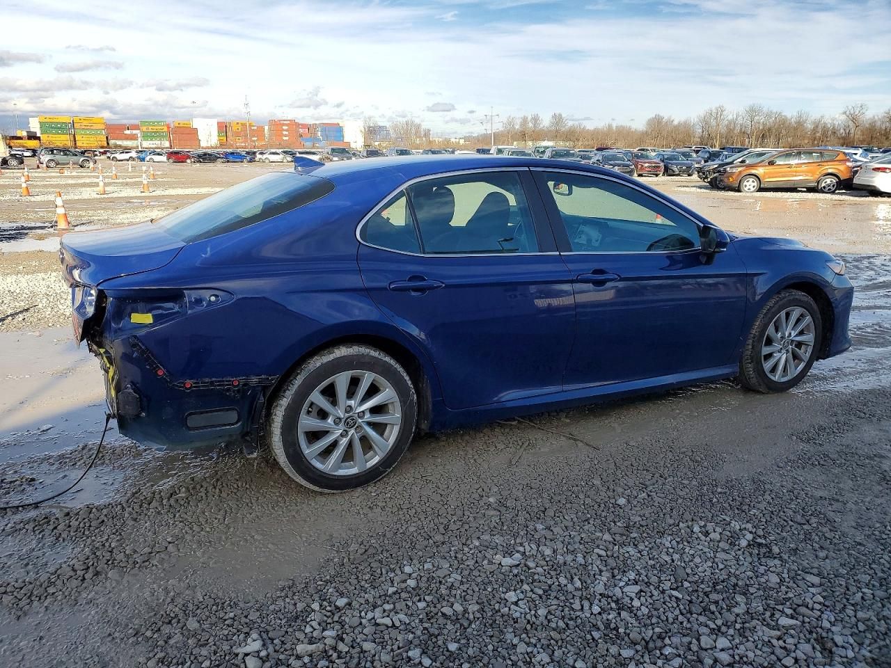 2023 Toyota Camry le