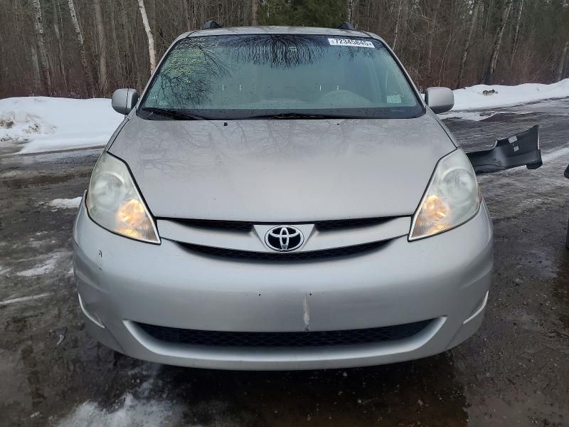 2009 Toyota Sienna ce