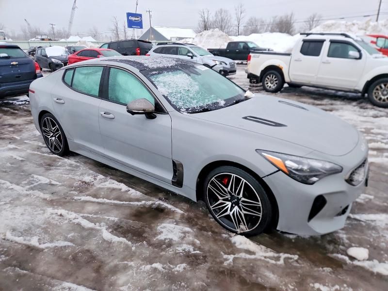 2022 KIA Stinger GT2