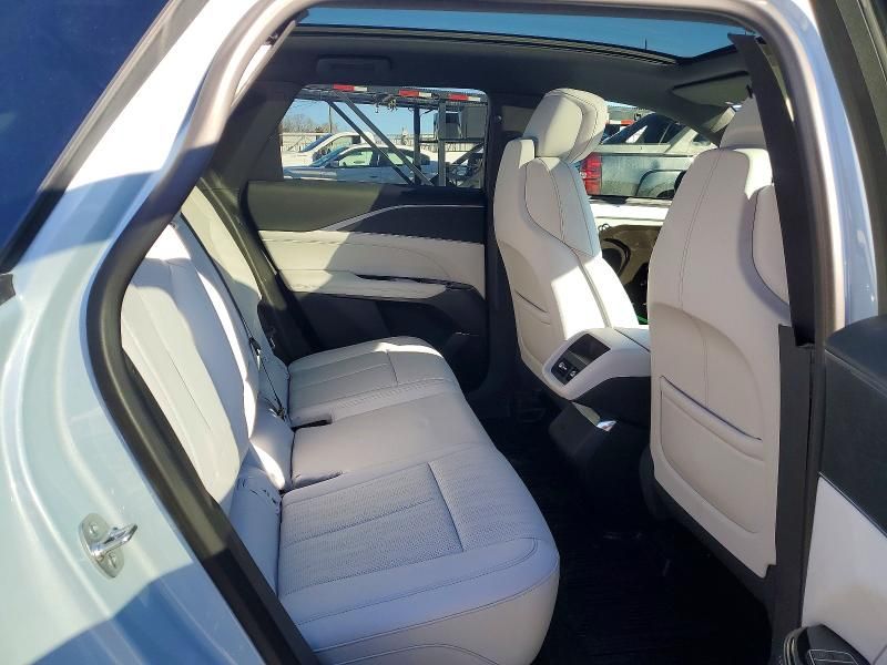 2025 Cadillac Lyriq Sport