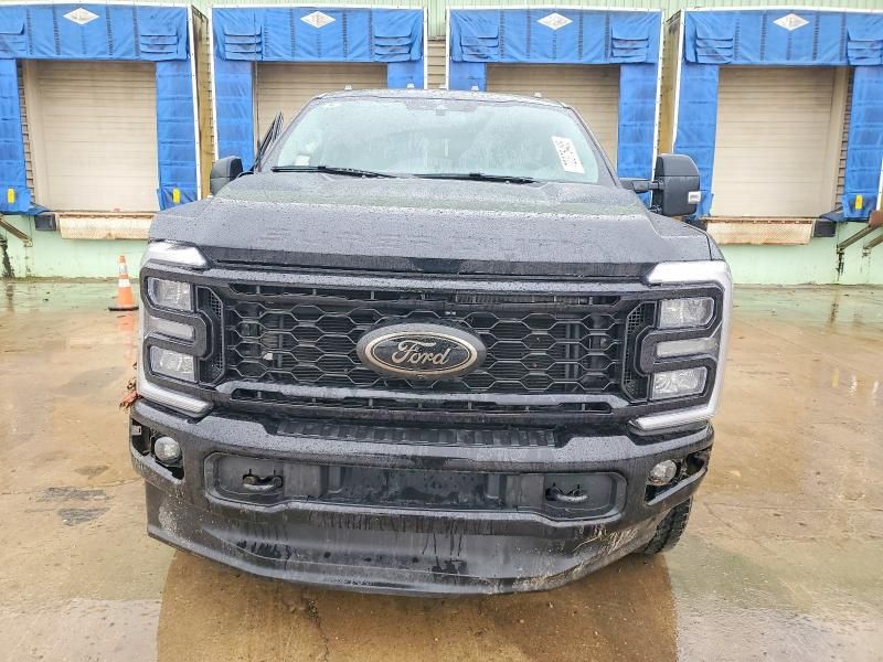 2025 Ford F350 Super Duty