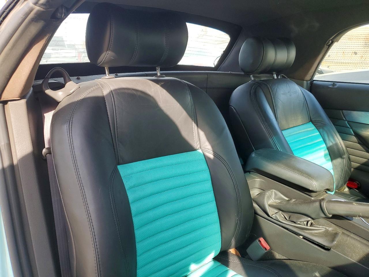 2002 Ford Thunderbird