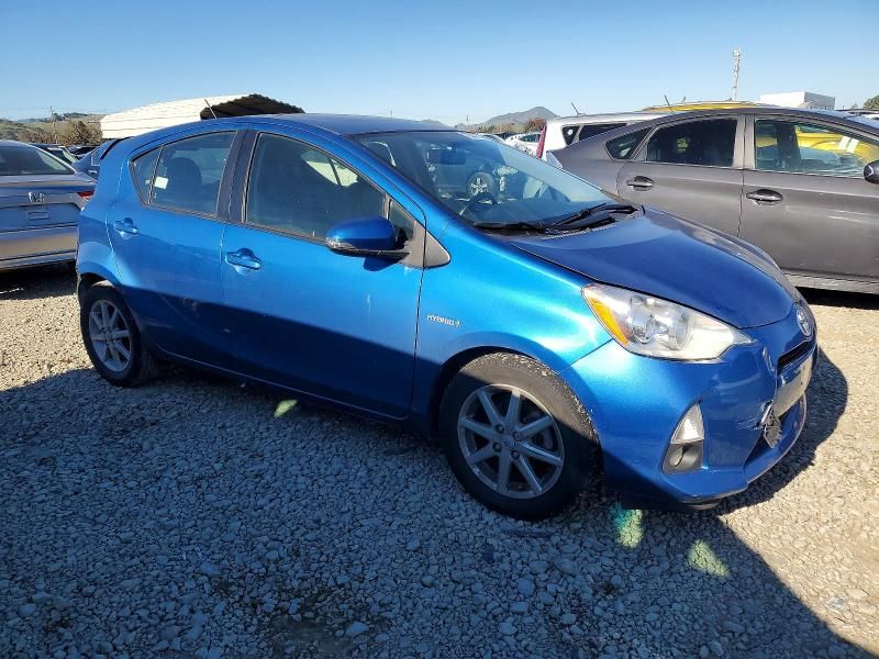 2013 Toyota Prius c