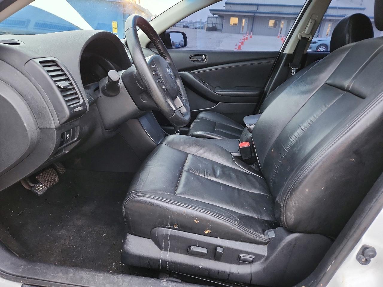 2012 Nissan Altima Base