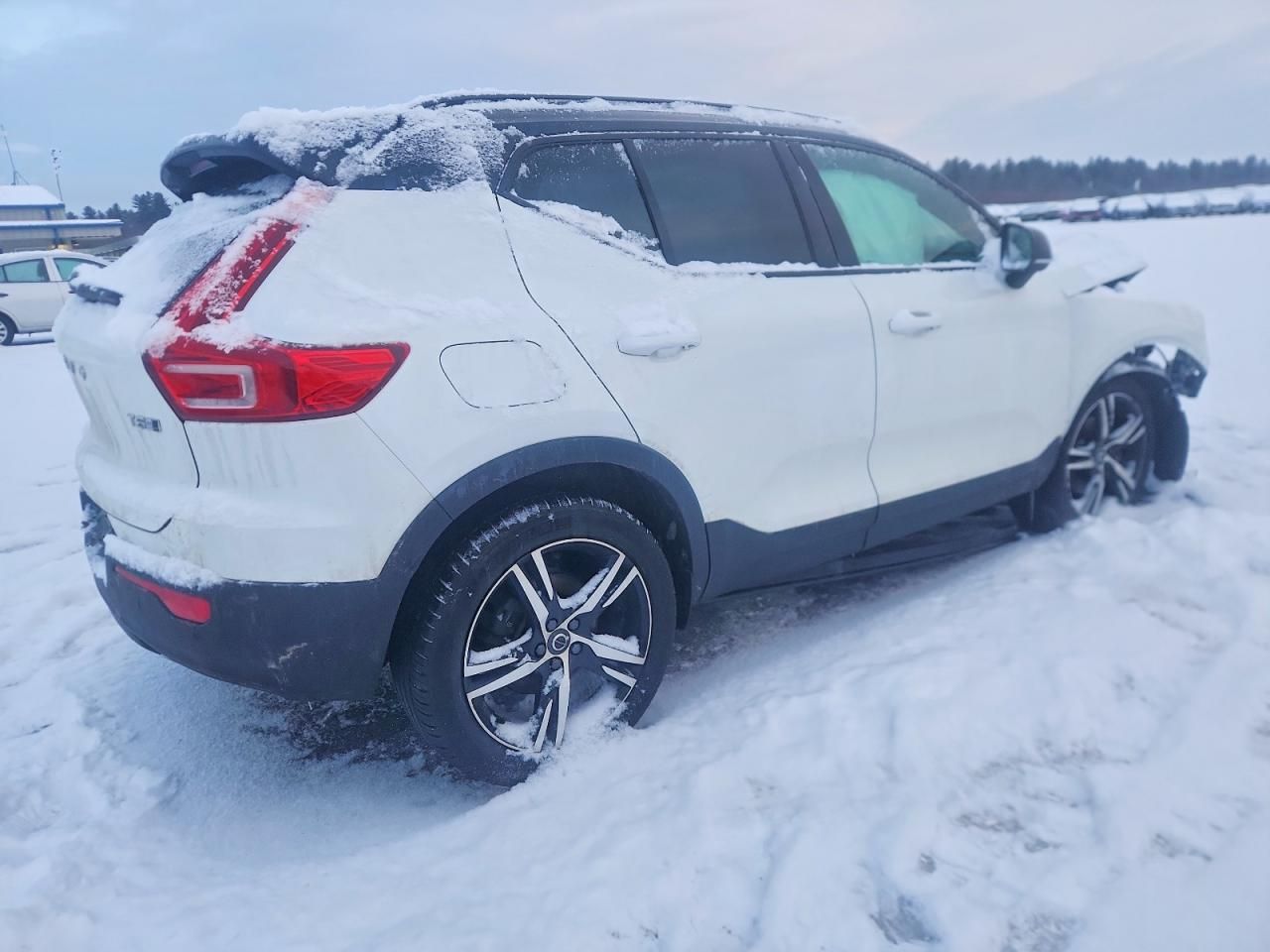 2020 Volvo Xc40 T5 R-design