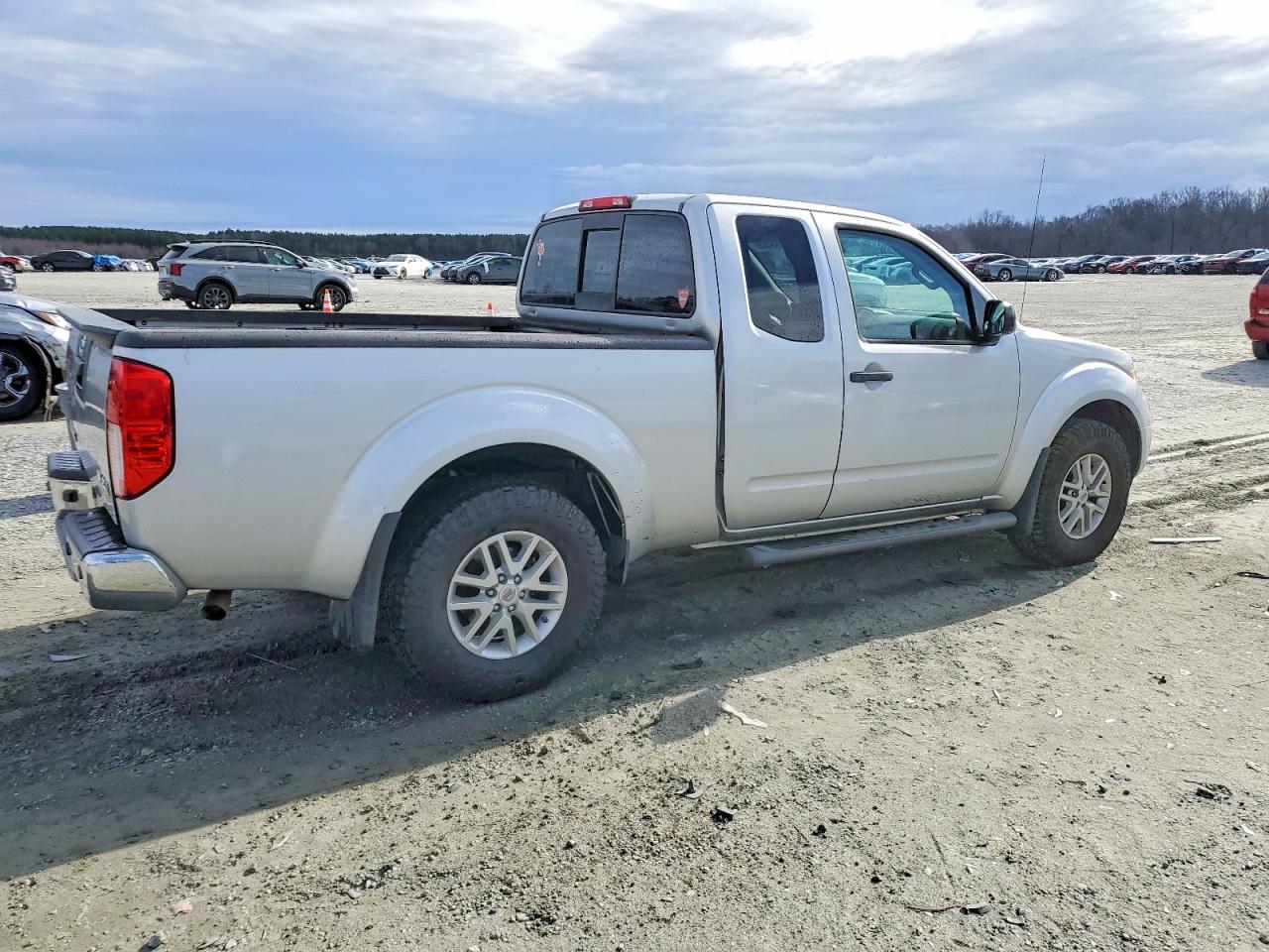 2018 Nissan Frontier SV V6