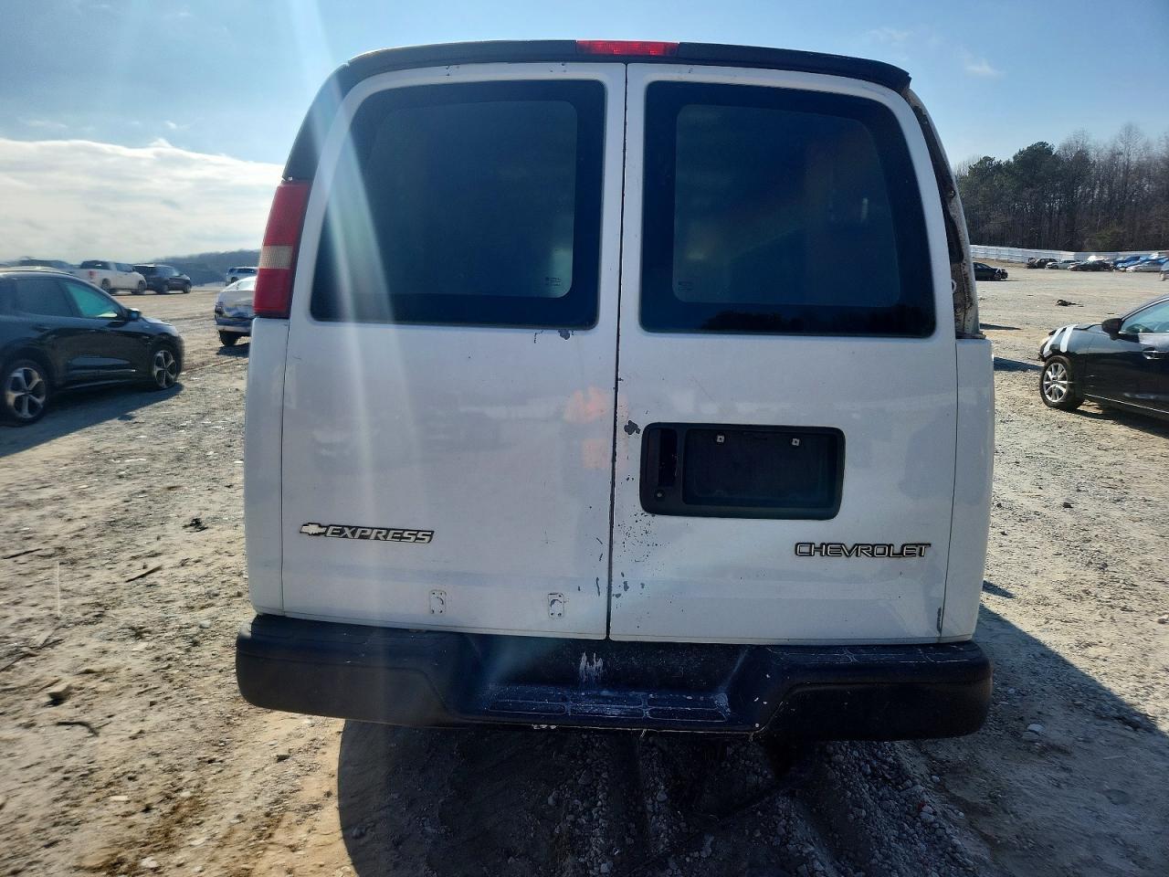 2003 Chevrolet Express 1500 Utility / Service Van