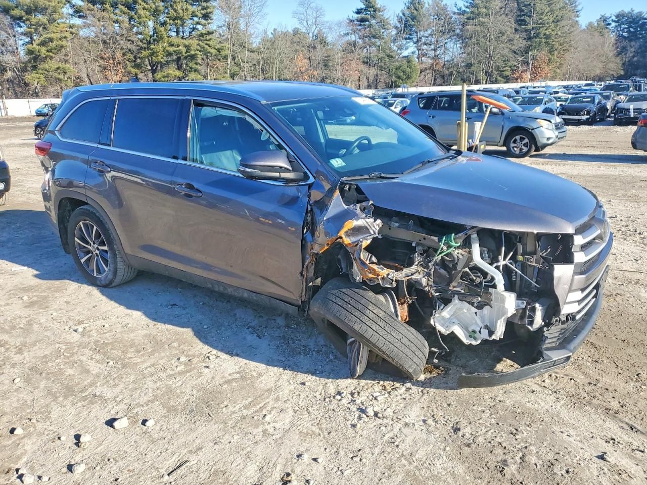 2019 Toyota Highlander se