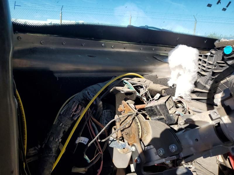 2020 Freightliner Cascadia 1-Semi Truck