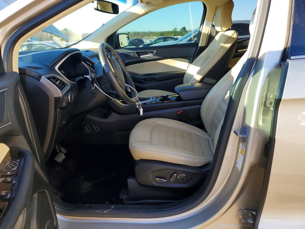2017 Ford Edge sel