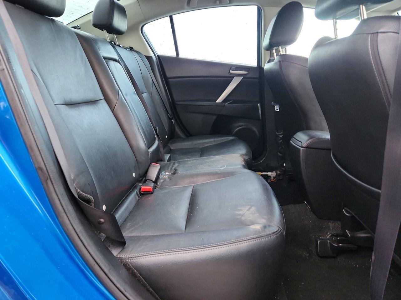 2012 Mazda 3 I