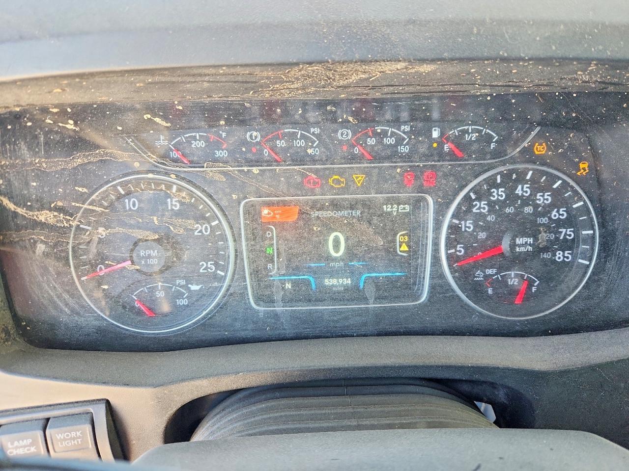 2022 International LT625 Semi Truck