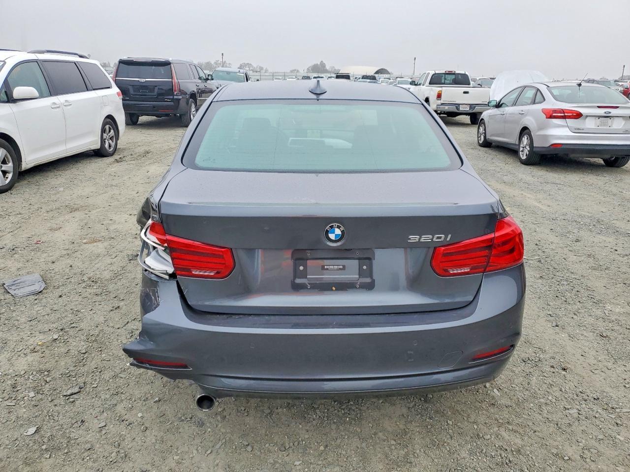 2017 BMW 320 i