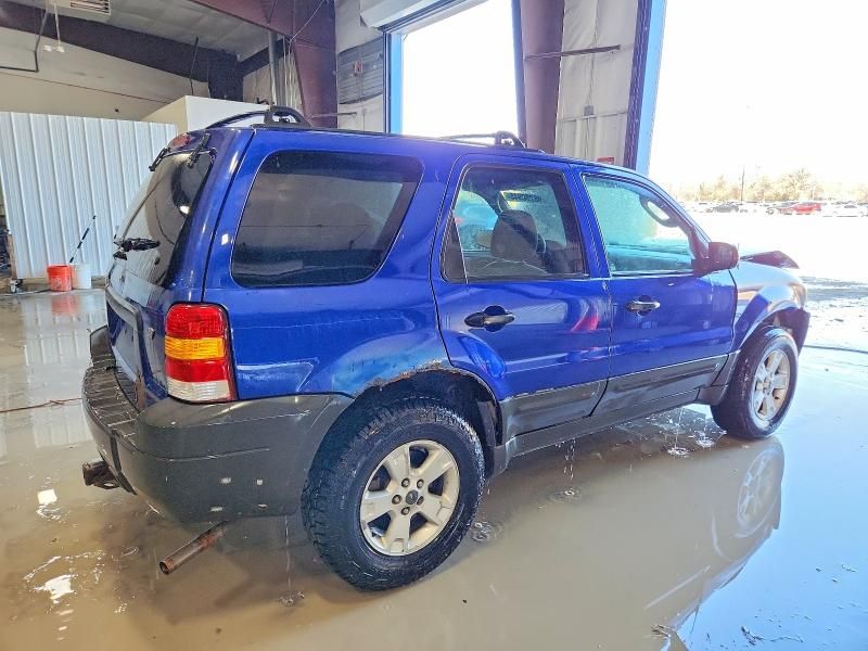 2005 Ford Escape xlt
