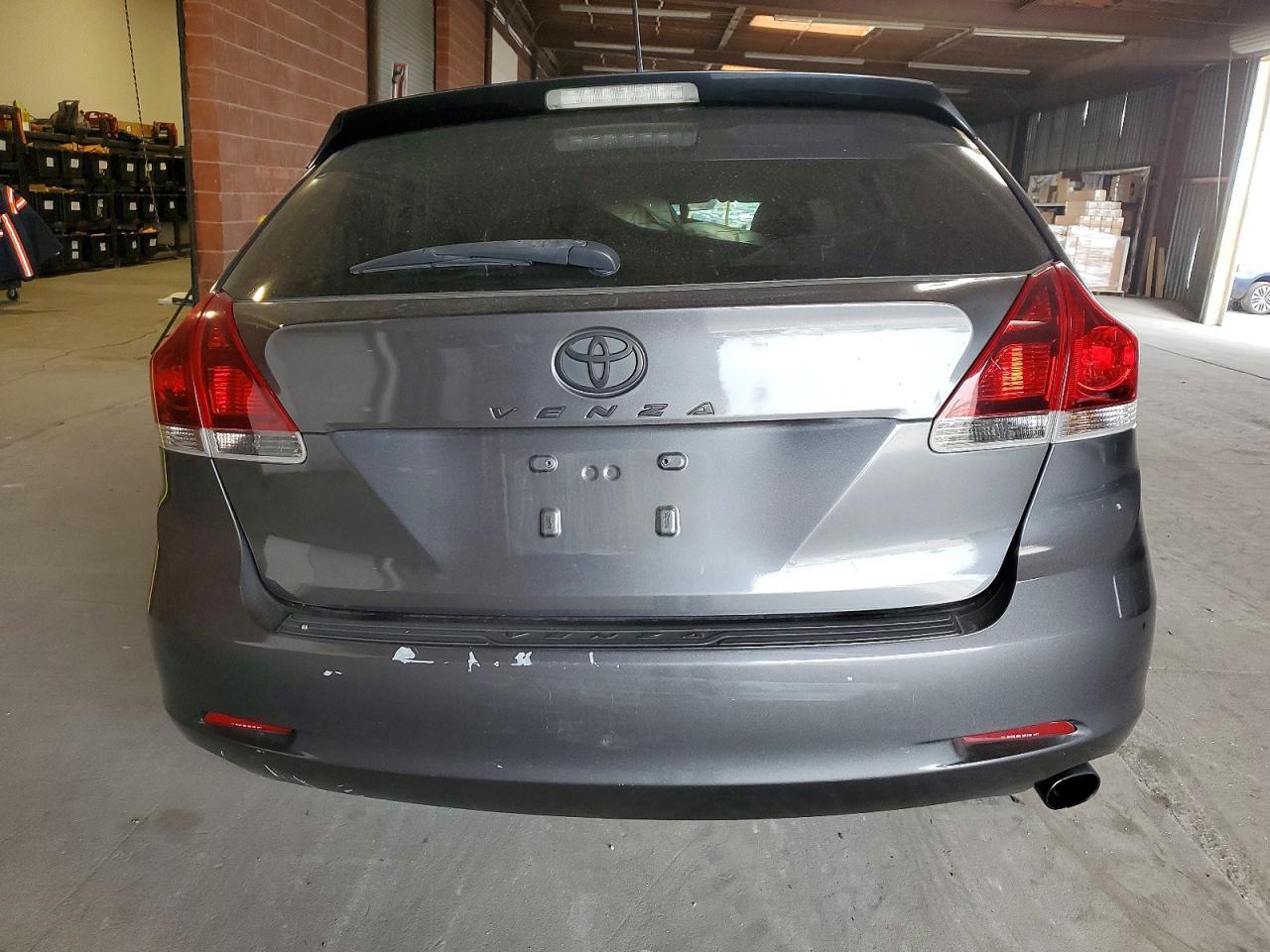 2013 Toyota Venza le