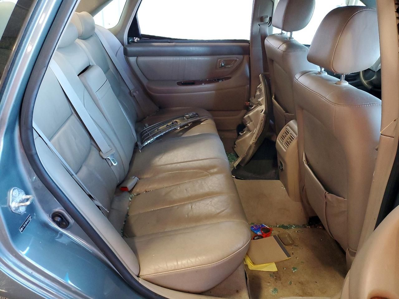 2004 Toyota Avalon xl