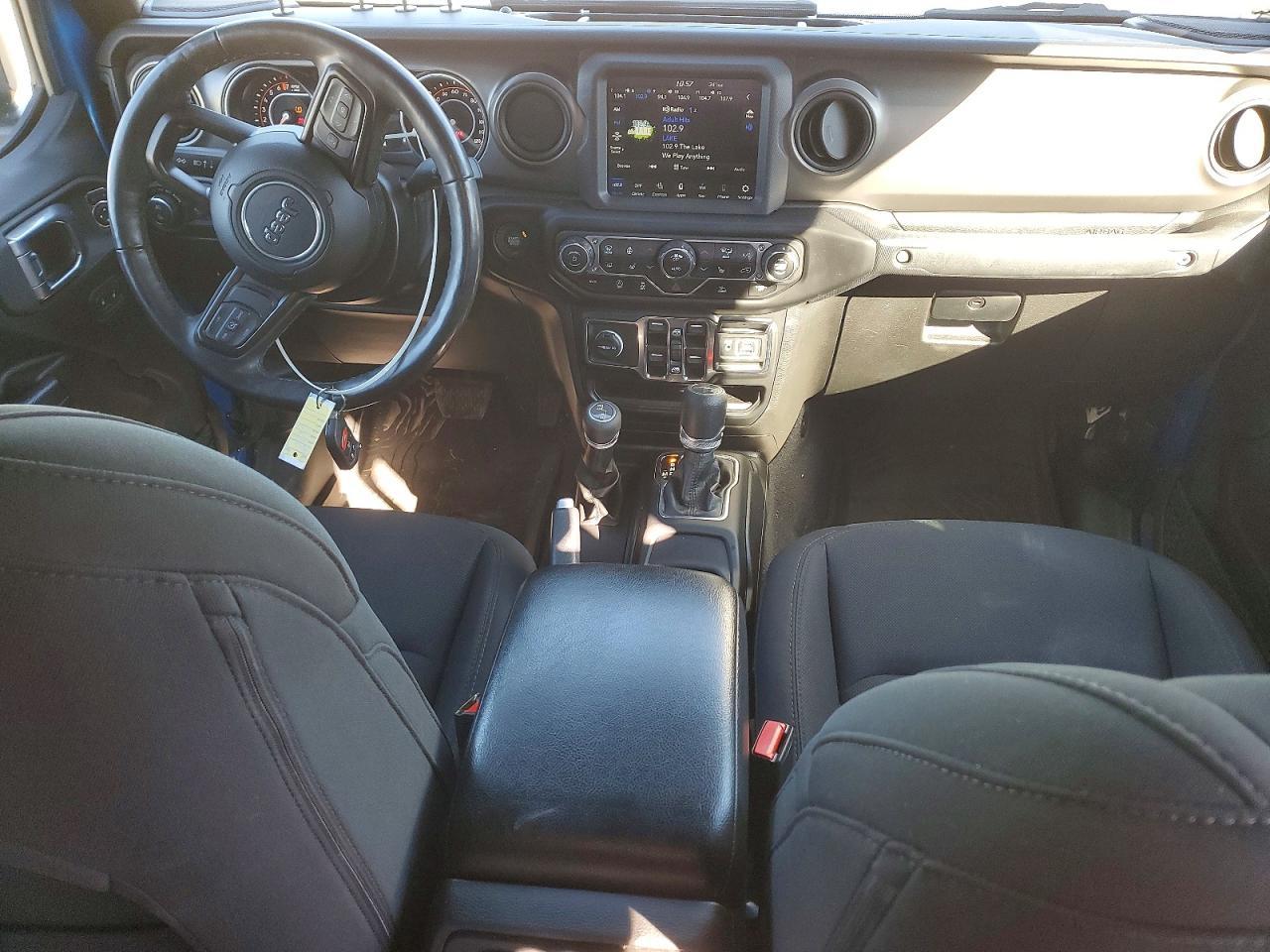 2022 Jeep Gladiator Sport