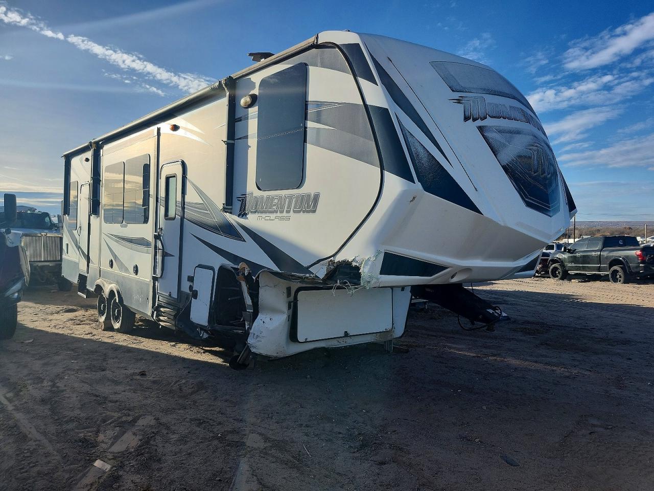 2017 Grand Desi GN Recreational Momentum Camper