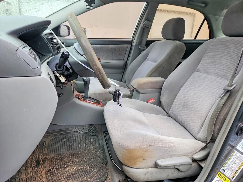 2005 Toyota Corolla ce