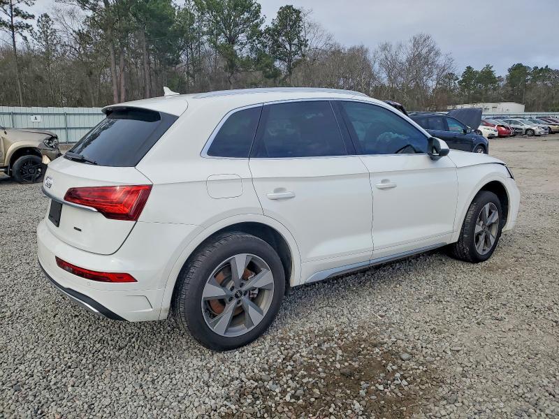 2022 Audi Q5 Premium Plus 40