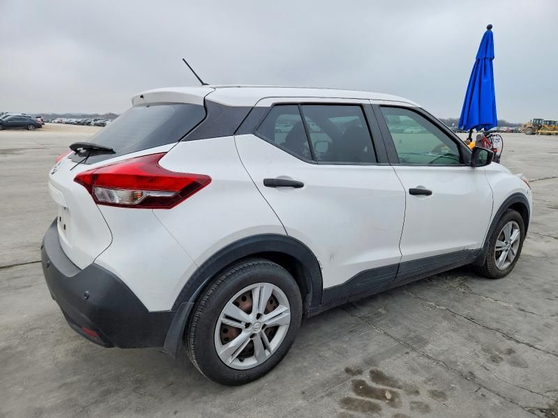 2020 Nissan Kicks s