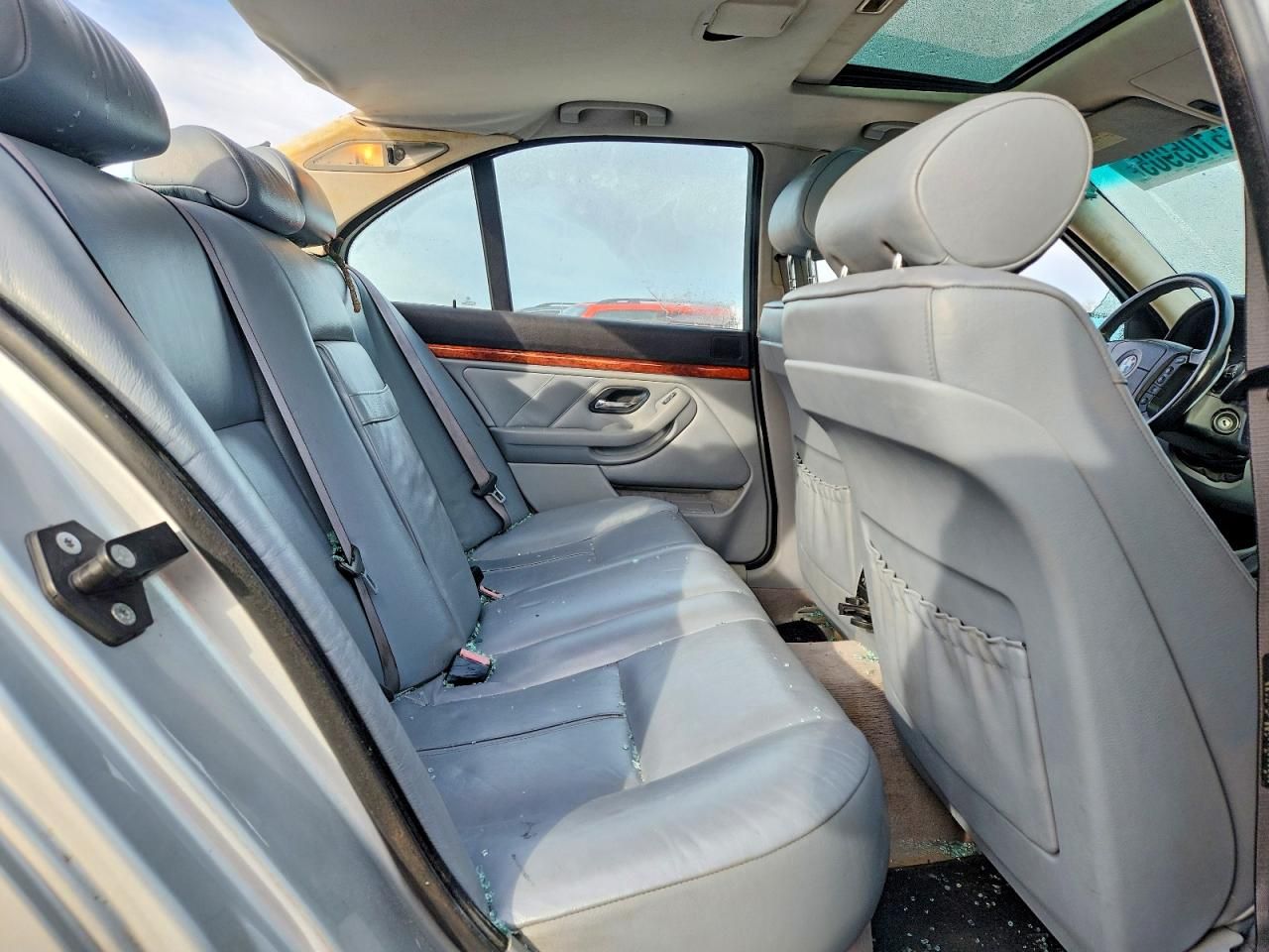 2000 BMW 528 i Automatic