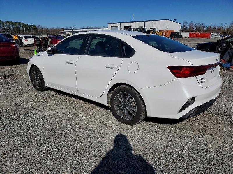 2024 KIA Forte lx