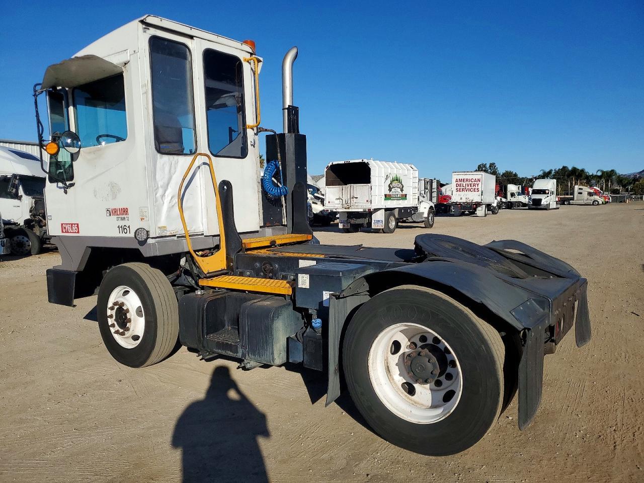 2016 Kalm AR Ottawa T2 Yard Truck