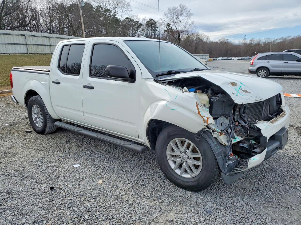 2016 Nissan Frontier s