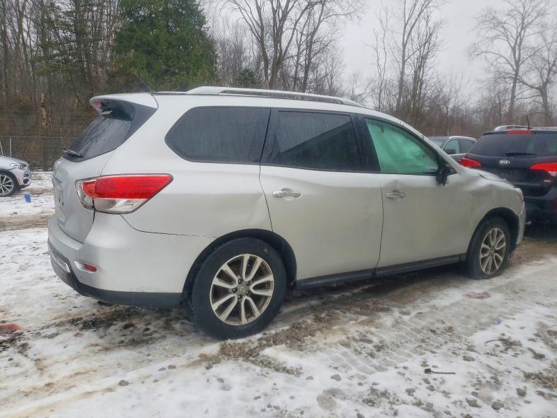 2016 Nissan Pathfinder s