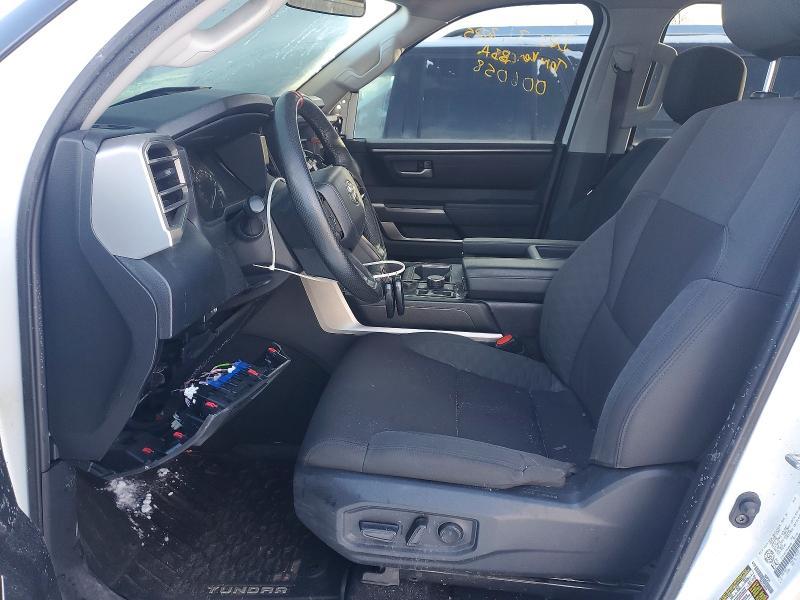 2022 Toyota Tundra Crewmax SR5