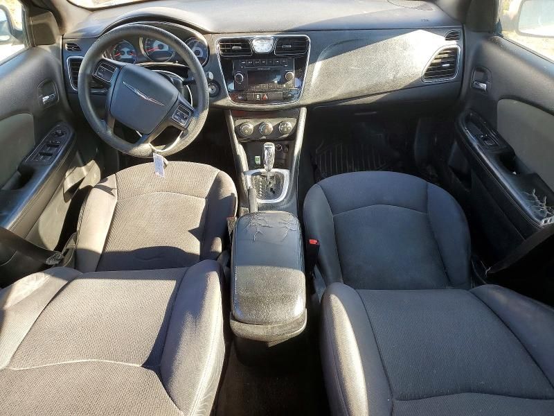 2012 Chrysler 200 lx