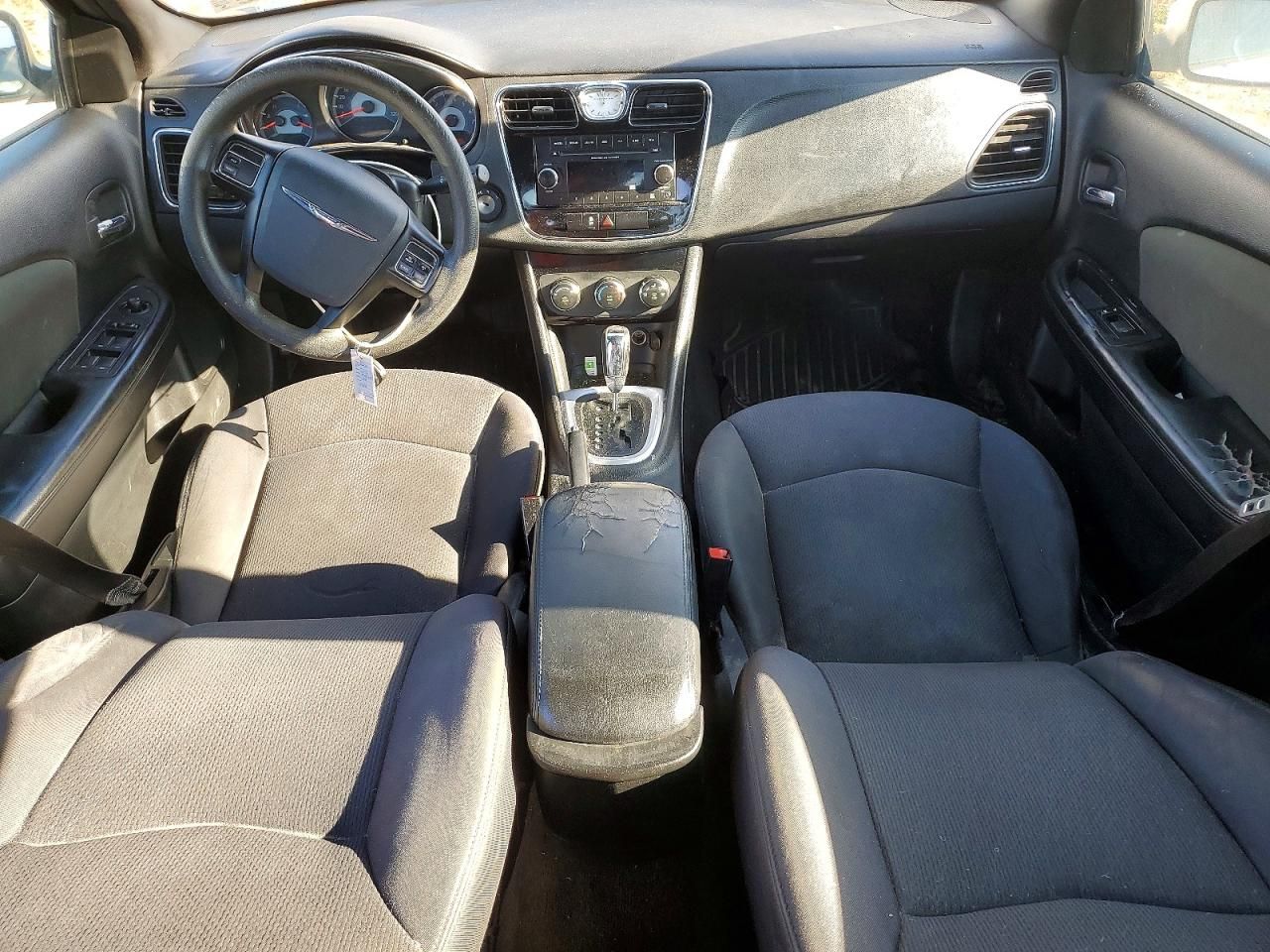 2012 Chrysler 200 lx