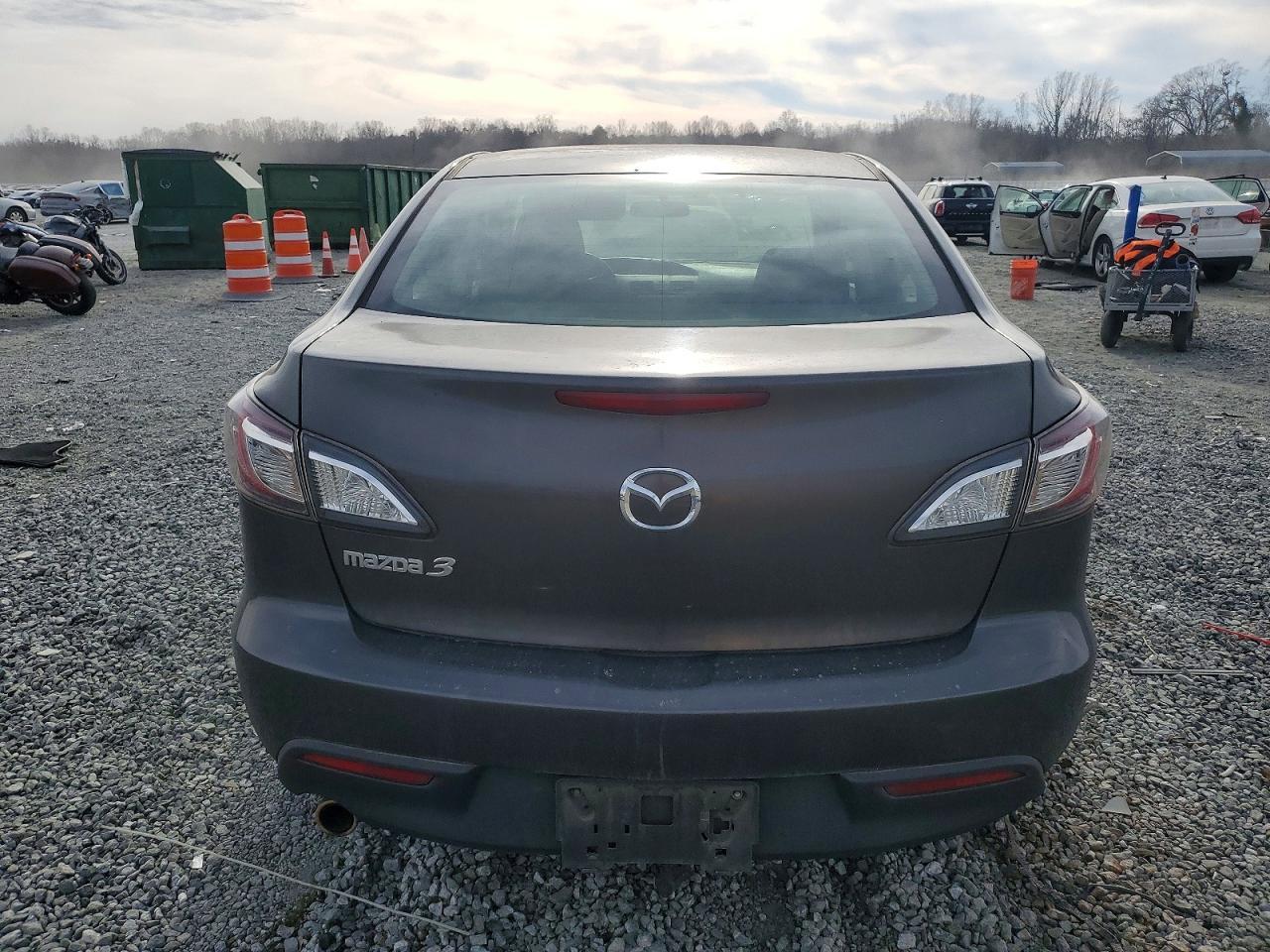2010 Mazda 3 I