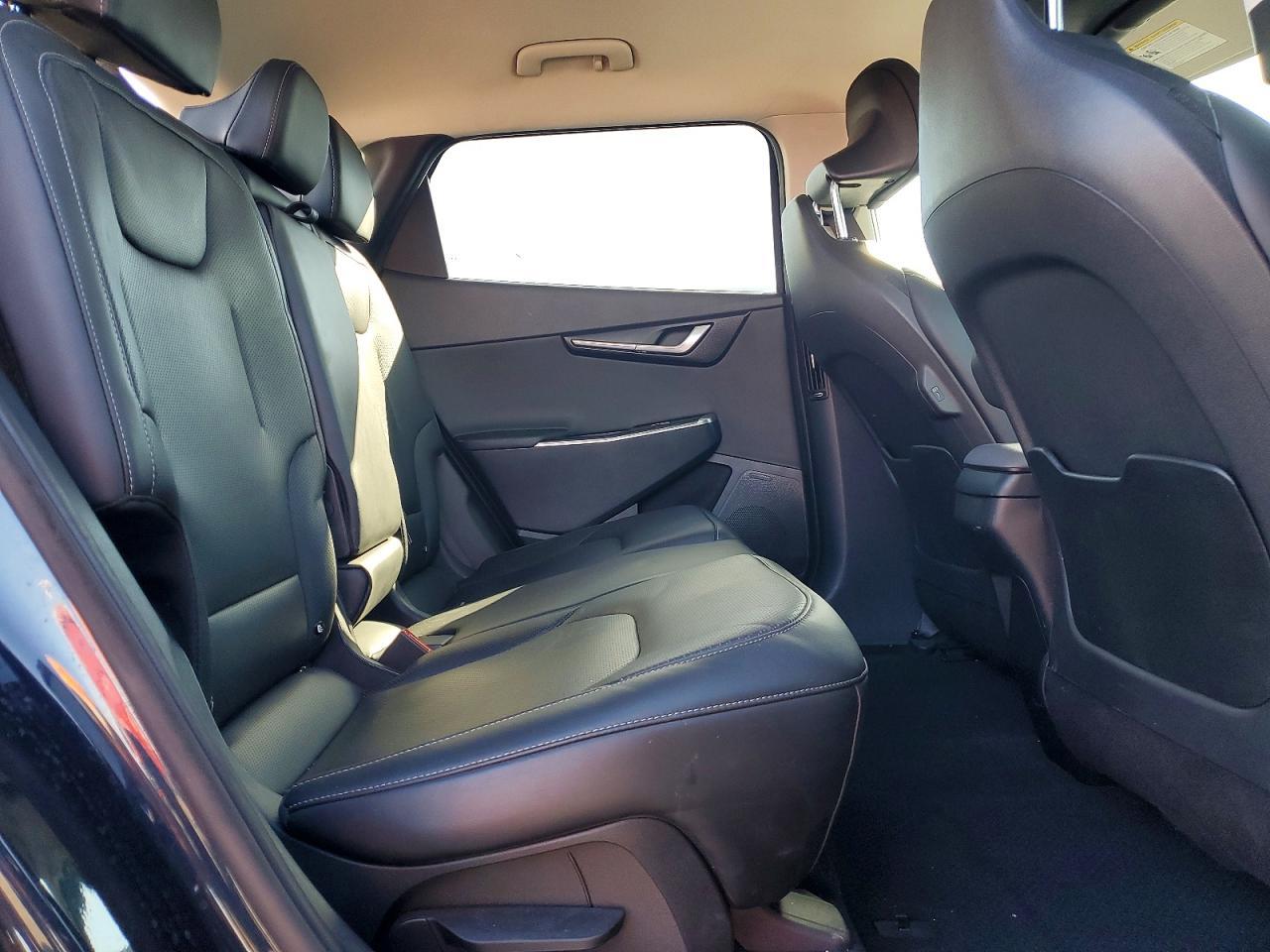2023 KIA EV6 Light