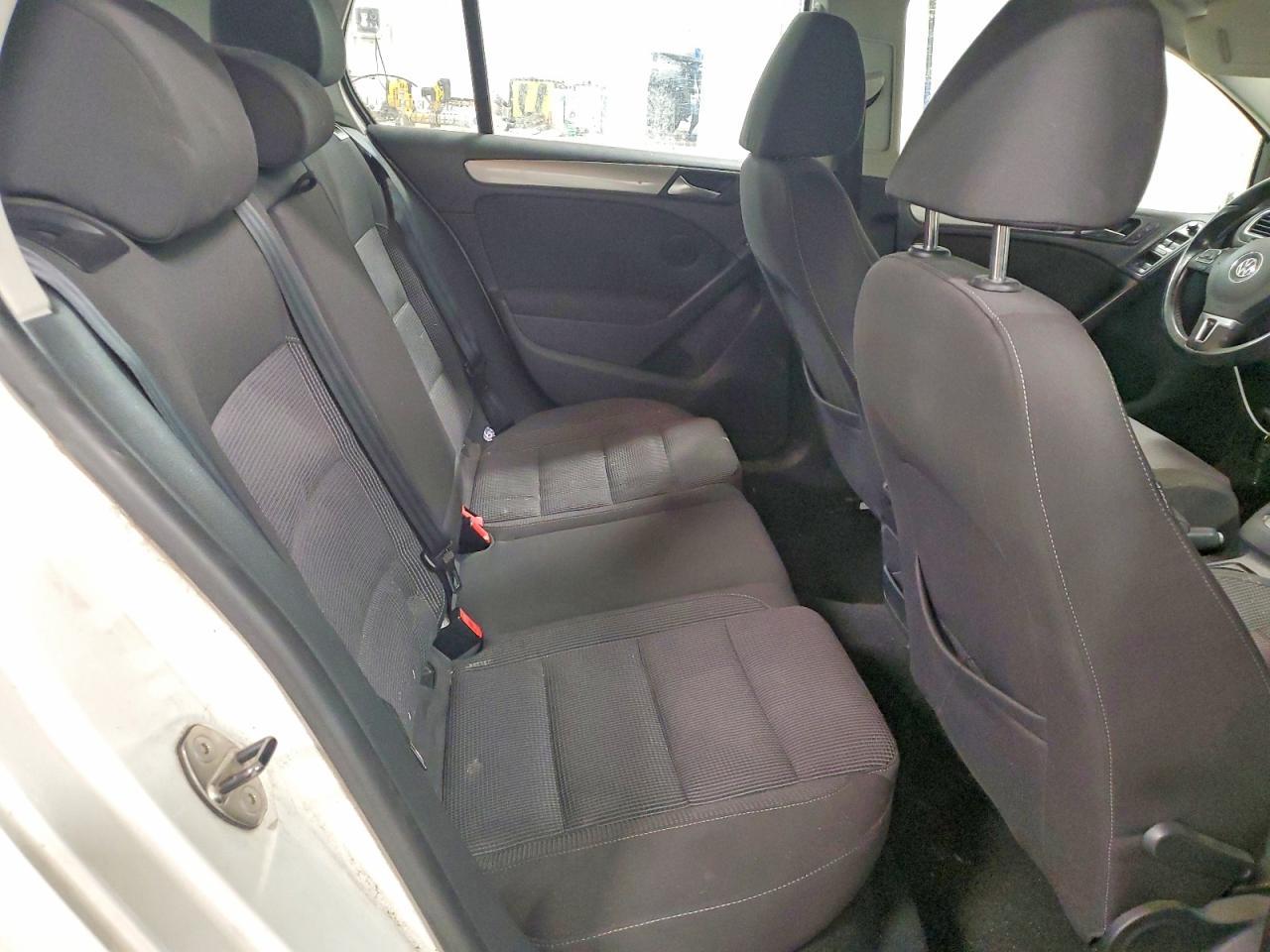 2011 Volkswagen Golf