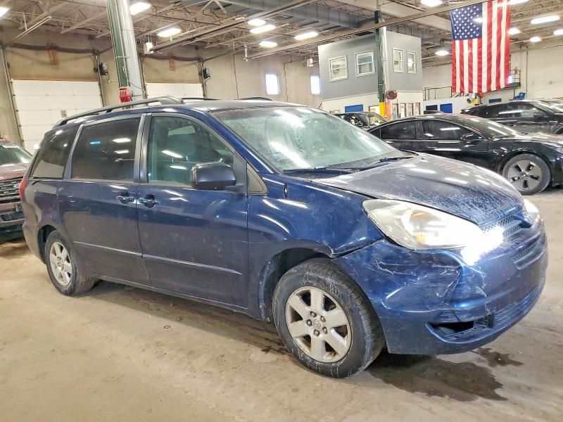 2005 Toyota Sienna