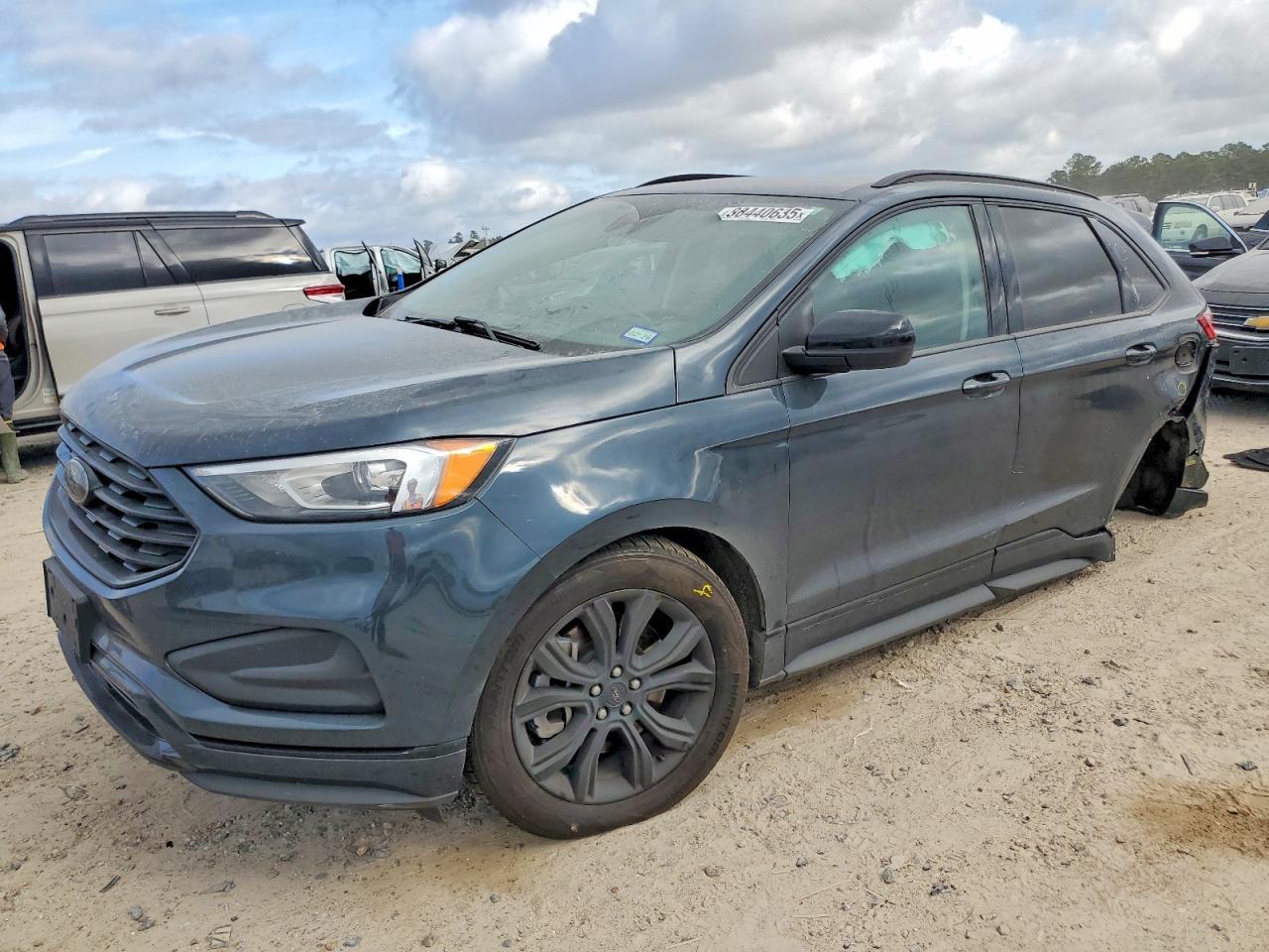 2024 Ford Edge se