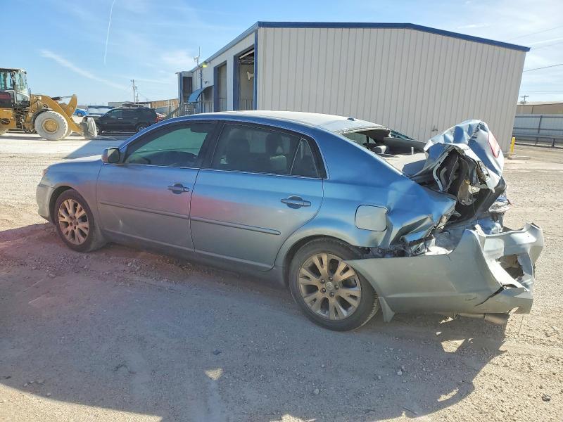 2010 Toyota Avalon xl