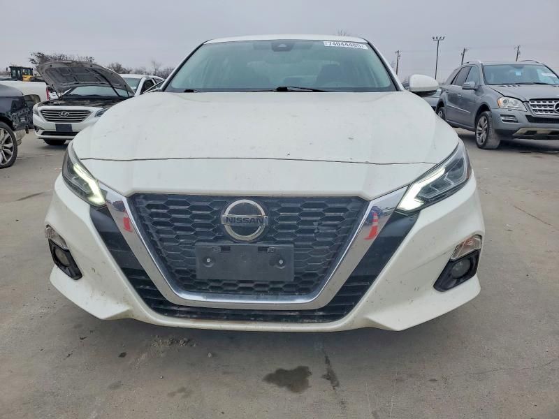 2019 Nissan Altima sv