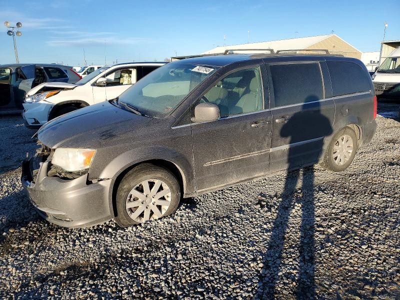 2015 Chrysler Town & Country Touring