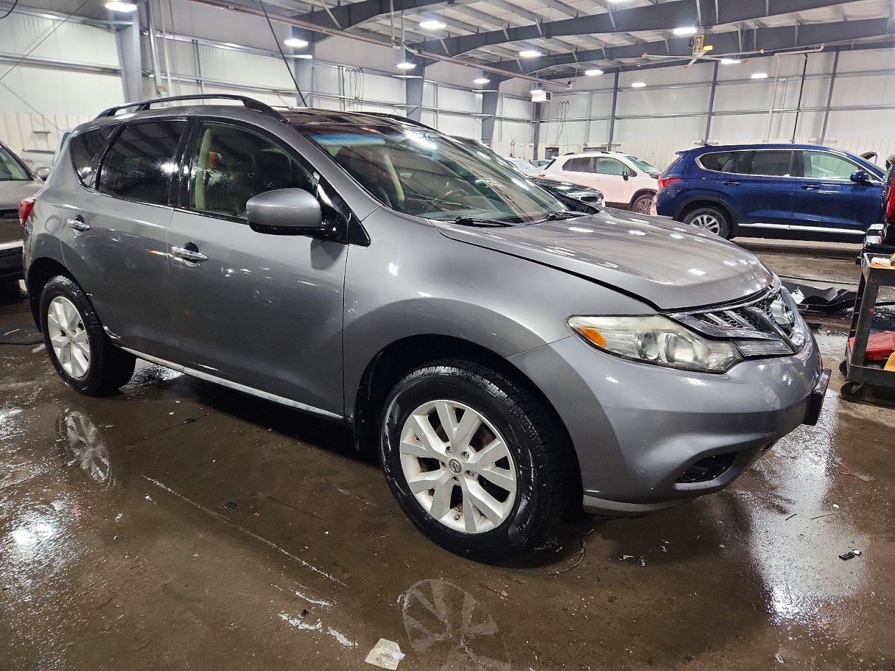 2013 Nissan Murano s