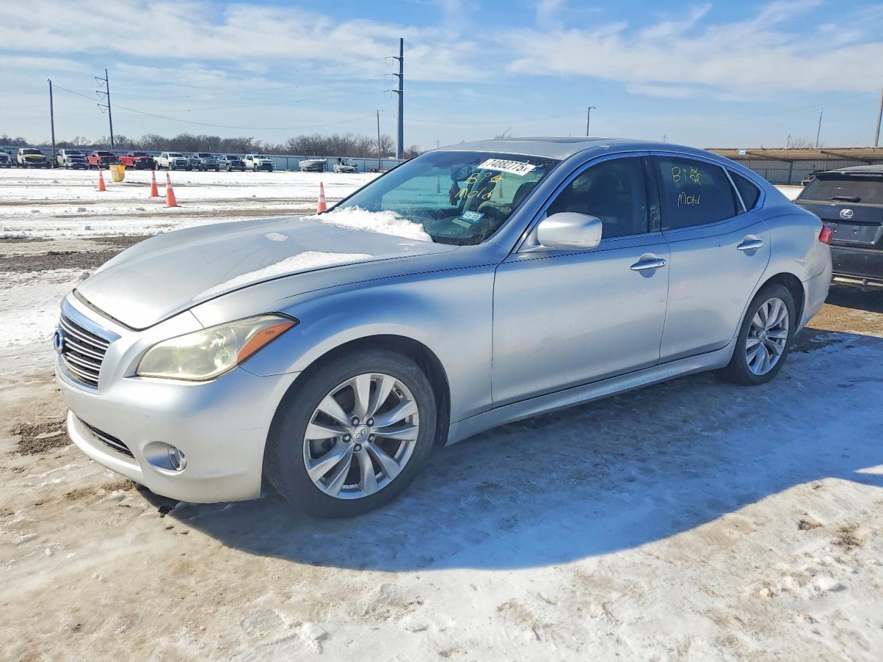 2011 Infiniti M37