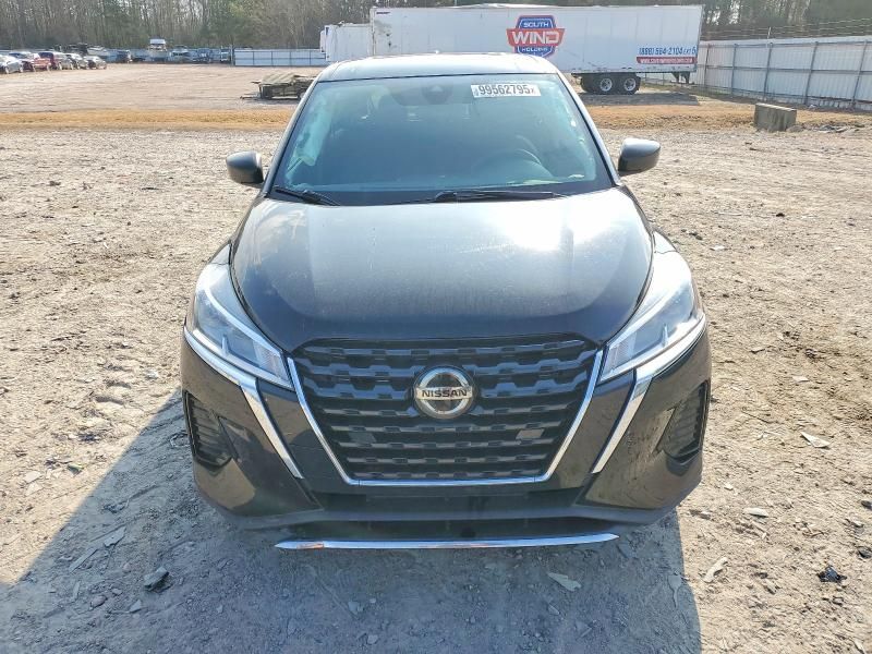 2021 Nissan Kicks s