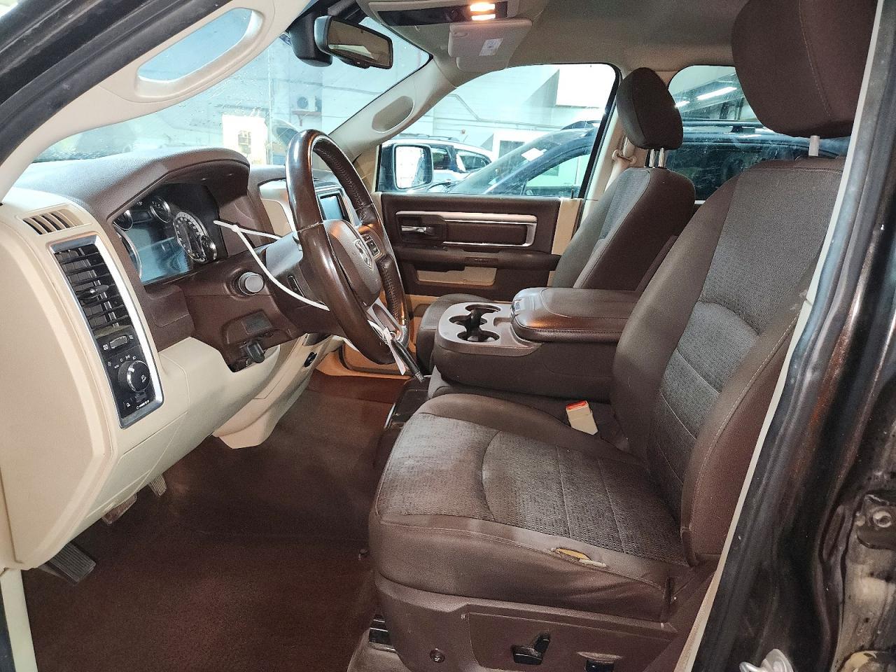 2017 Dodge Ram 1500 slt
